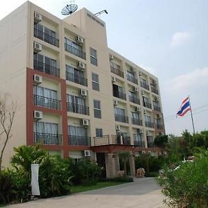 卡瑟特纳瓦民亚洲度假村 曼谷 Exterior photo