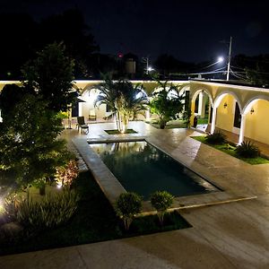 Hotel Hacienda 伊萨马尔 Exterior photo