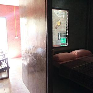 Duang Dara Guesthouse 湄林 Exterior photo