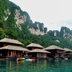 Ban Chieo Ko 潘瓦利绿茵度假村酒店 Exterior photo