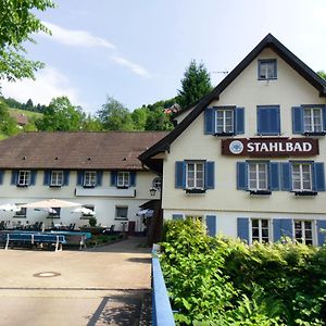 Stahlbad Bad Peterstal酒店 Exterior photo