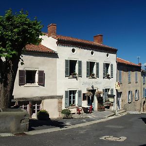 Usson Auberge De Margot酒店 Exterior photo