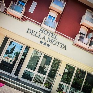 Hotel Della Motta 贝拉里亚-伊贾马里纳 Exterior photo