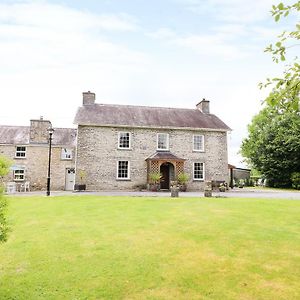 LlanwnenDolau Farmhouse别墅 Exterior photo