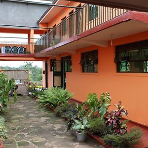 Westend Motel Fort Portal Exterior photo