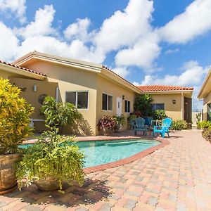 小天堂阿鲁巴岛度假公寓 棕榈滩 Exterior photo