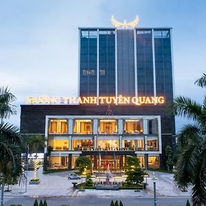 图岩况芒坦格兰德酒店 Tuyen Quang Exterior photo