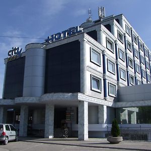 克尔什科城市酒店 Krško Exterior photo