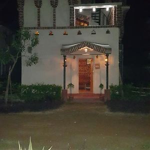 Shantiniketan Bungalow 博尔普尔 Exterior photo