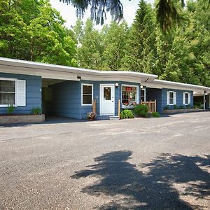 Whispering Winds Motel 奥本 Exterior photo