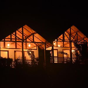 Rainforest Mount Lodge 代尼耶耶 Exterior photo