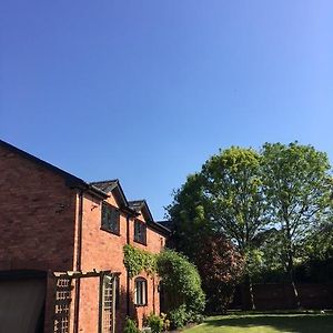 Eccleshall Bed And Breakfast Exterior photo