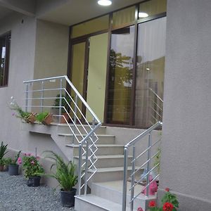 Lia Guest House 科布列季 Exterior photo