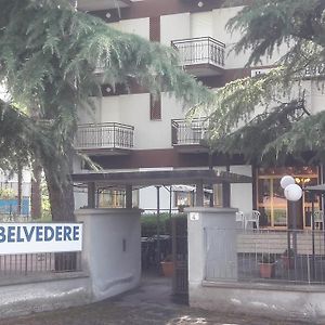 Hotel Belvedere 卡斯特罗卡罗泰尔梅 Exterior photo