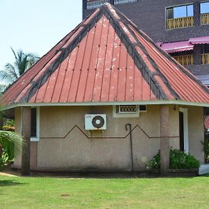 Adrien Beach Hotel 克里比 Exterior photo