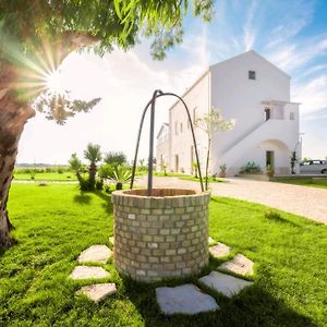 Agriturismo Masseria Cannella 莱西纳 Exterior photo