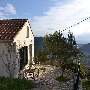 Fassoulou'S Cottage Exogi Exterior photo