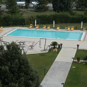 里帕维尔德公园酒店 博尔戈圣洛伦索 Exterior photo
