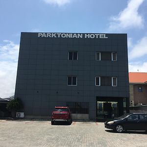 Parktonian Hotel Ikate 莱基 Exterior photo