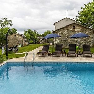 Attractive Stone Villa M-Mate With Pool - Privacy Guaranteed 帕津 Exterior photo