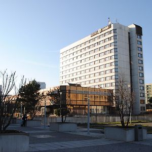 Hotel Labe 帕尔杜比采 Exterior photo