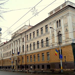 Kollege Hostel 克卢日-纳波卡 Exterior photo