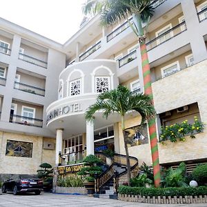 Ha Trinh Hotel 边和 Exterior photo