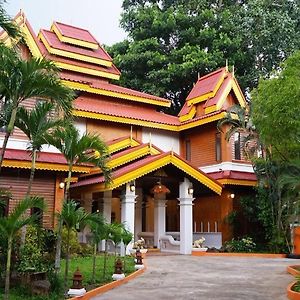 Hotel Siblanburi Resort 湄宏颂 Exterior photo