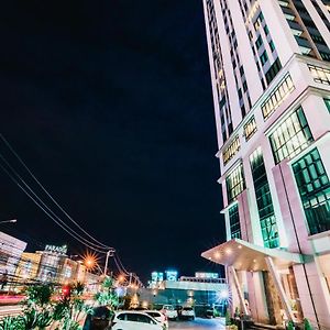 沃提克尔套房酒店 曼谷 Exterior photo
