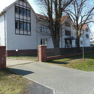 Moderne Wohnungen Im Dachgeschoss 法尔肯塞 Exterior photo