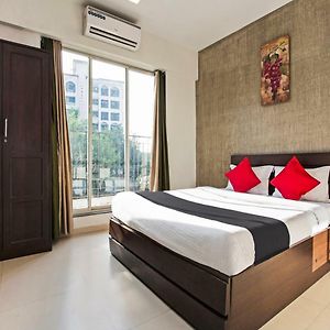 Hotel Iris Suites, 纳威孟买 Exterior photo