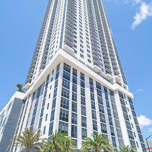 Bluebird Suites Downtown/Brickell 多拉 Exterior photo