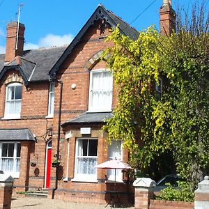 米尔顿凯恩斯Telford House住宿加早餐旅馆 Exterior photo