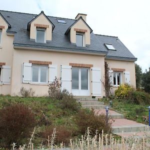 Maison Saint-Vincent-sur-Oust Exterior photo