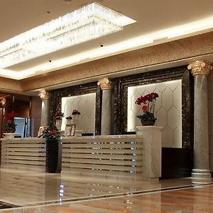 Country Garden Phoenix Hotel Xing Anmeng 乌兰浩特 Interior photo