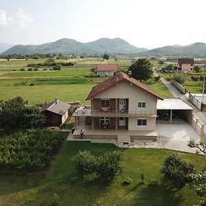 Eko Apartmani Krackovic 波德戈里察 Exterior photo