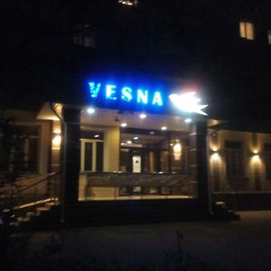 Vesna Business Hotel 切列波维茨 Exterior photo