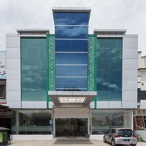 红多兹伊斯兰酒店-近拜图拉曼艾斯 班达亚齐 Exterior photo