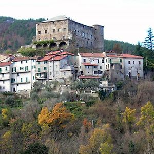 All'Ombra Del Castello Calice al Cornoviglio Exterior photo