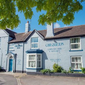 Chequers Inn Fladbury Exterior photo