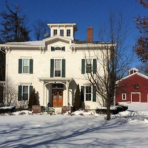 Antique Mansion B & B 拉特兰 Exterior photo