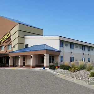 Red River Inn & Suites 法戈 Exterior photo