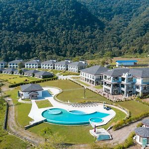 Mountain Glory Forest Resort 博卡拉 Exterior photo