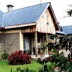 Mount Kenya Ecocamp & Villas 纳纽基 Exterior photo