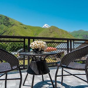 Travel Inn Kazbegi Exterior photo