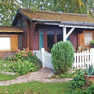 Beautiful Home In Wolgast Ot Hohendorf Zarnitz Exterior photo