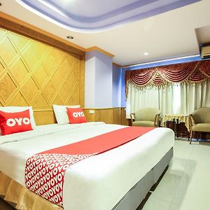 Oyo 280 Thai Garden Resort 曼谷 Exterior photo