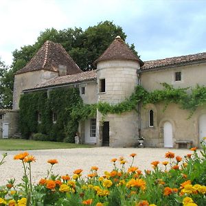 Le Breuil Chateau De La Tour Du Breuil住宿加早餐旅馆 Exterior photo