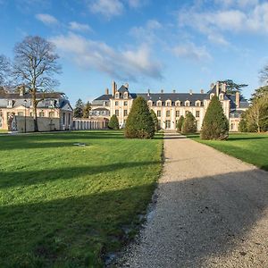 Exceptionnel Chateau Pres De Paris Abondant Exterior photo