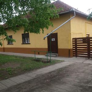 MezokovacshazaHarsfak别墅 Exterior photo